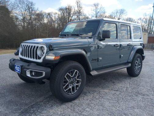Anvil Clearcoat 2026 Jeep Wrangler 4-Door Sahara 4x4