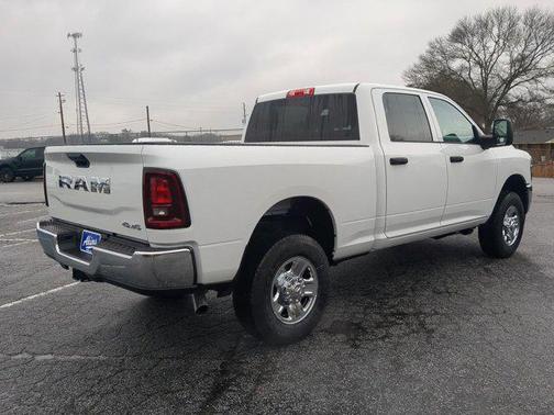 2026 RAM 2500 Tradesman Crew Cab 4x4 6'4' Box