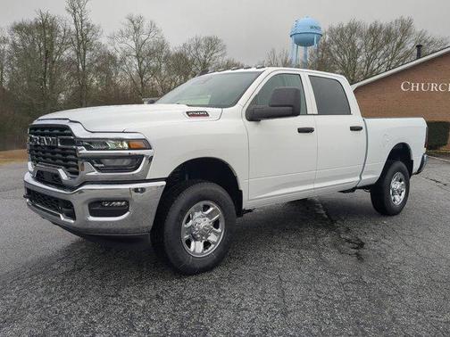 2026 RAM 2500 Tradesman Crew Cab 4x4 6'4' Box