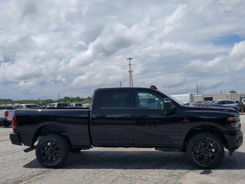 2025 RAM 2500 Laramie Crew Cab 4x4 6'4' Box