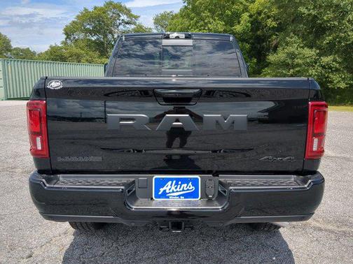 2025 RAM 2500 Laramie Crew Cab 4x4 6'4' Box