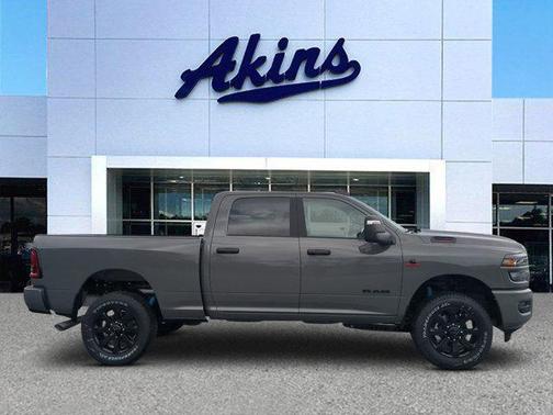 2026 RAM 2500 Big Horn Crew Cab 4x4 6'4' Box