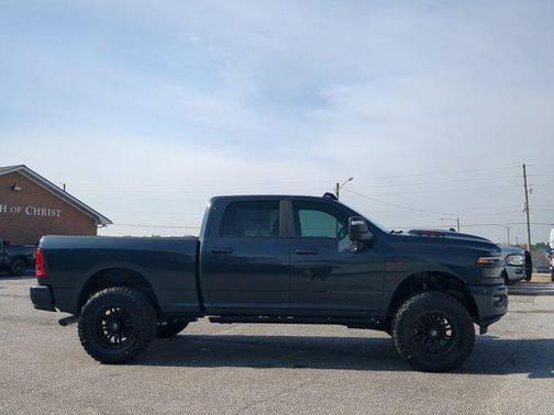 2026 RAM 2500 Laramie Crew Cab 4x4 6'4' Box