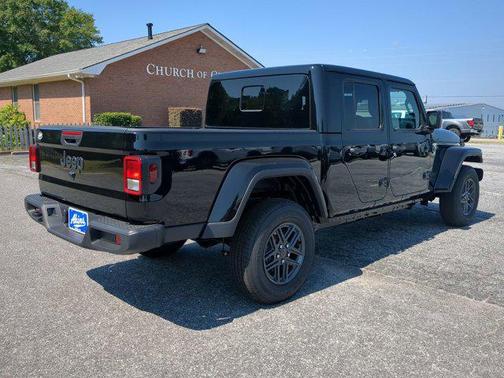 2025 Jeep Gladiator Sport S