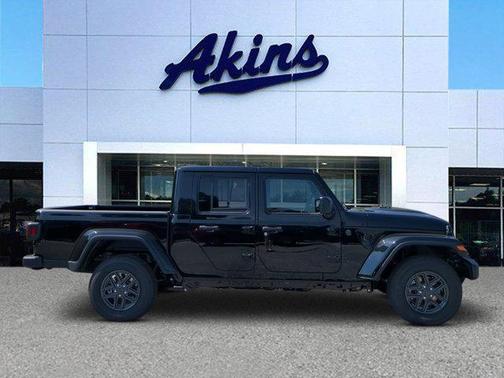 2025 Jeep Gladiator Sport S