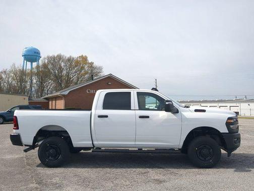 2026 RAM 2500 Tradesman Crew Cab 4x4 6'4' Box