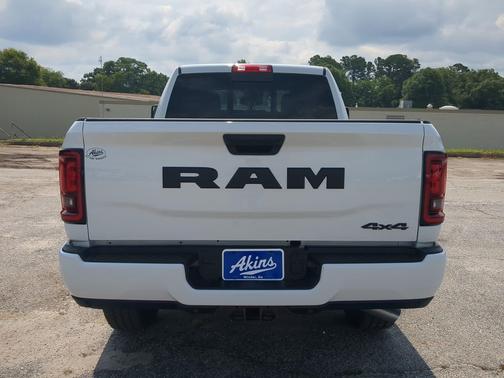 Bright White Clearcoat 2026 RAM 2500 Black Express Crew Cab 4x4 6'4' Box