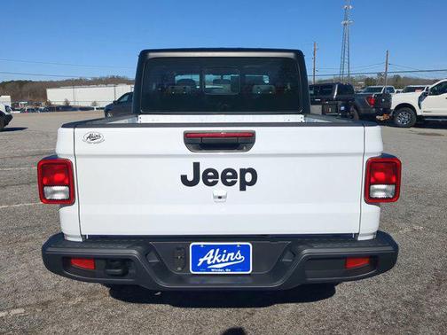 2026 Jeep Gladiator Sport