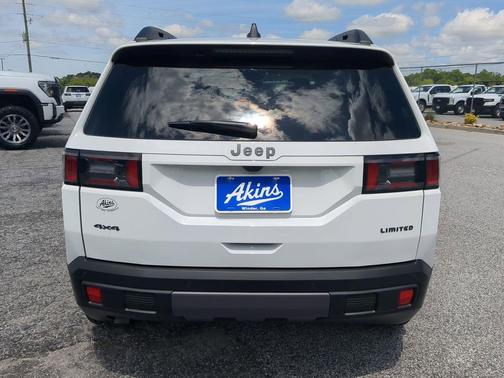 Bright White Clearcoat 2026 Jeep Cherokee Limited