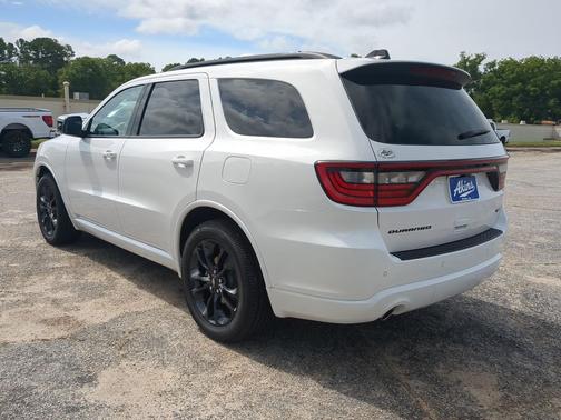 White Knuckle Clearcoat 2026 Dodge Durango GT RWD