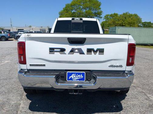 2025 RAM 3500 Big Horn Crew Cab 4x4 8' Box