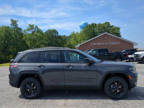 2025 Jeep Grand Cherokee Altitude