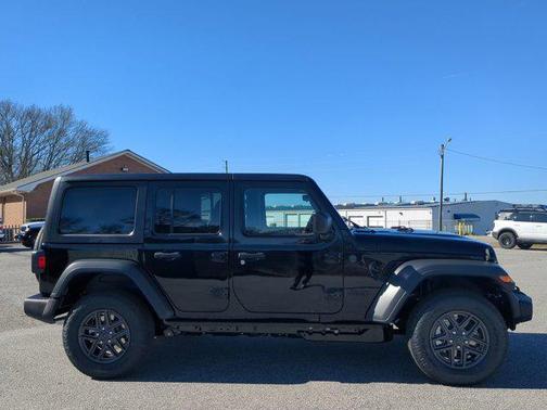 Black Clearcoat 2026 Jeep Wrangler Sport S
