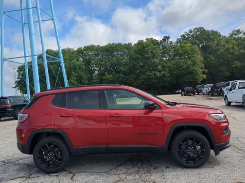 Red Hot Pearlcoat 2026 Jeep Compass Sport