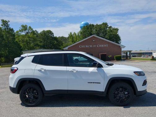 2025 Jeep Compass Latitude
