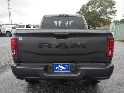 2026 RAM 2500 Big Horn Crew Cab 4x4 6'4' Box