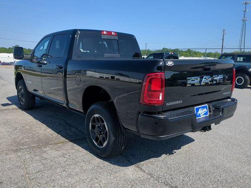 2025 RAM 2500 Laramie Crew Cab 4x4 6'4' Box