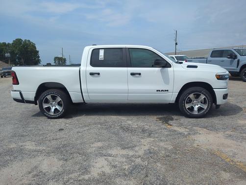 Bright White Clearcoat 2026 RAM 1500 Express
