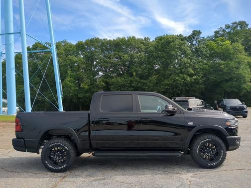 Diamond Black Crystal Pearlcoat 2026 RAM 1500 Rebel
