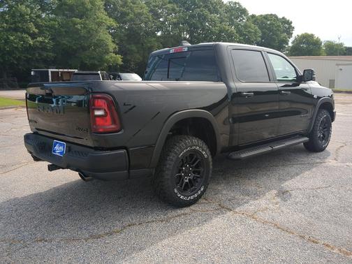 Diamond Black Crystal Pearlcoat 2026 RAM 1500 Rebel