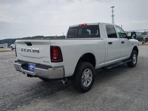 2025 RAM 2500 Tradesman Crew Cab 4x4 6'4' Box