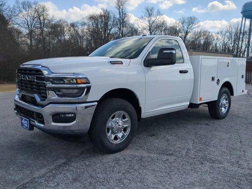 2026 RAM 2500 Tradesman Regular Cab 4x2 8' Box