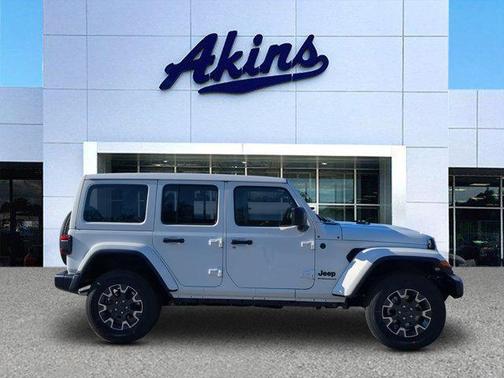 2025 Jeep Wrangler 4-Door Sahara 4x4
