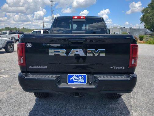 2025 RAM 2500 Laramie Crew Cab 4x4 6'4' Box