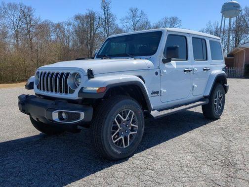 2025 Jeep Wrangler 4-Door Sahara 4x4