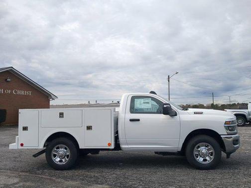 2026 RAM 2500 Tradesman Regular Cab 4x2 8' Box