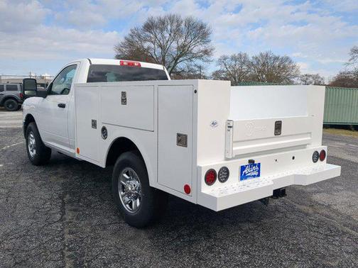 2026 RAM 2500 Tradesman Regular Cab 4x2 8' Box