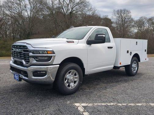 2026 RAM 2500 Tradesman Regular Cab 4x2 8' Box