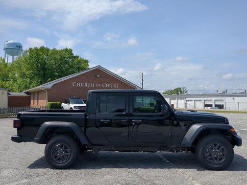2025 Jeep Gladiator Sport S