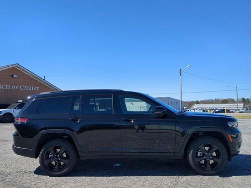 2025 Jeep Grand Cherokee L Altitude