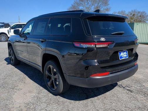 2025 Jeep Grand Cherokee L Altitude