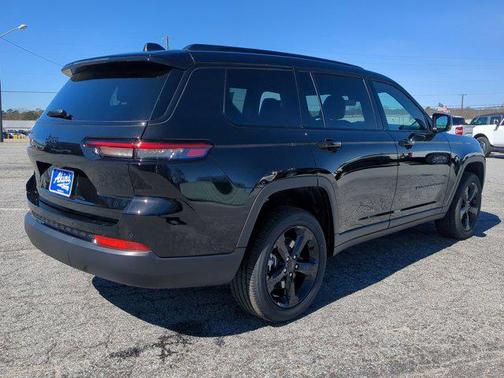 2025 Jeep Grand Cherokee L Altitude