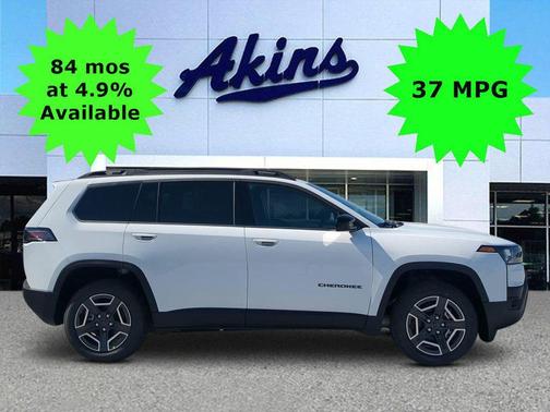 Bright White Clearcoat 2026 Jeep Cherokee Laredo 4x4