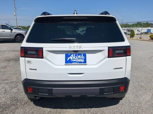 Bright White Clearcoat 2026 Jeep Cherokee Laredo 4x4