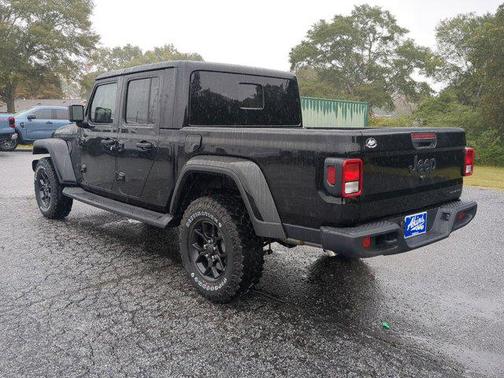 2025 Jeep Gladiator High Tide