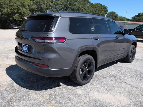 Baltic Gray Metallic Clearcoat 2026 Jeep Grand Cherokee L Limited