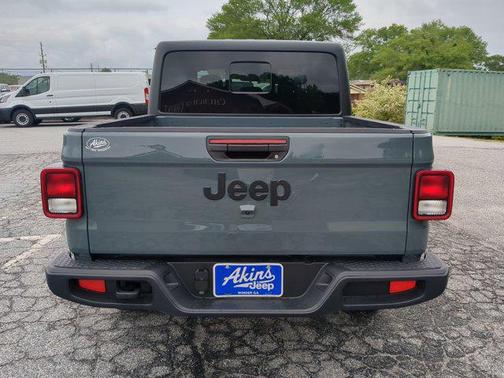2025 Jeep Gladiator Sport S