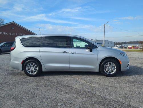 2026 Chrysler Pacifica L