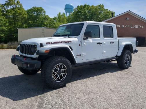 Bright White Clearcoat 2026 Jeep Gladiator Rubicon
