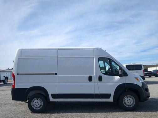 2026 RAM ProMaster 2500 Tradesman