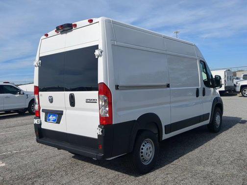 2026 RAM ProMaster 2500 Tradesman