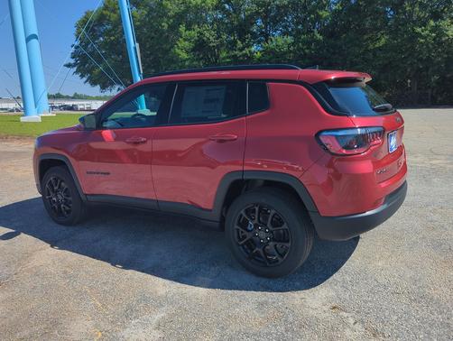 Red Hot Pearlcoat 2026 Jeep Compass Sport