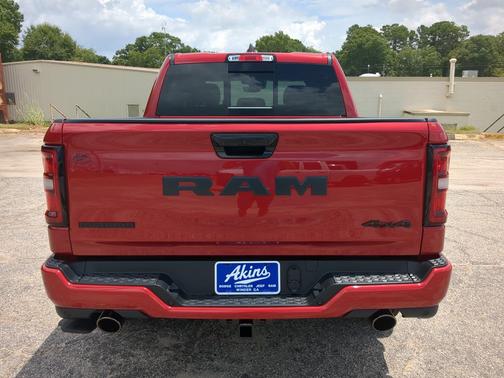 Molten Red Pearlcoat 2026 RAM 1500 Big Horn/Lone Star
