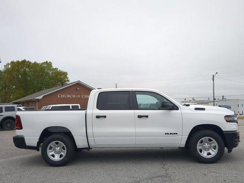 Bright White Clearcoat 2026 RAM 1500 Tradesman