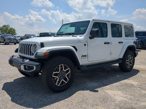 Bright White Clearcoat 2026 Jeep Wrangler Sahara