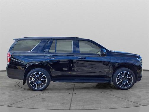 2022 Chevrolet Tahoe 4WD RST